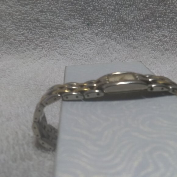 Seiko Elegance Dress Quartz Watch 5421-H21432 Link Band New Bat Works Great main image 6